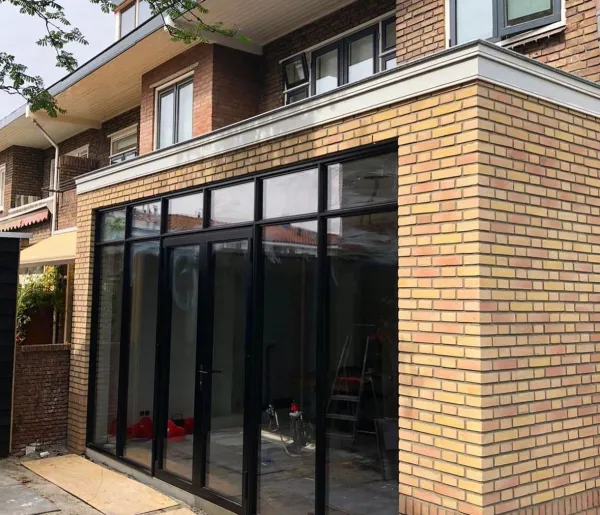 
uitbouw hoekwoning